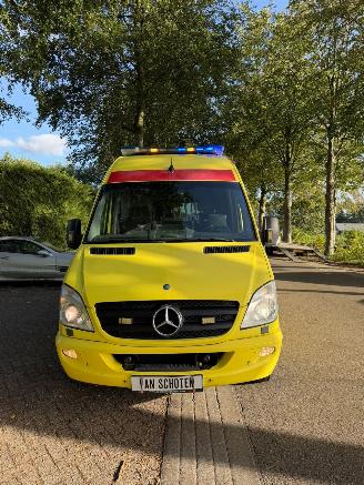  Mercedes Sprinter SPRINTER 319 CDI AMBULANCE 2011/2
