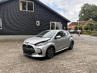 Coche accidentado Toyota Yaris 1.5 HYBRIDE AUTOMAAT NAVI CLIMA CAMERA LED B.J 08-2022 2022/8