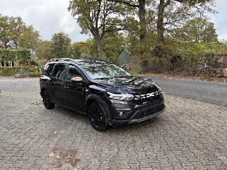Dacia Jogger 1.6 AUTOMAAT 7 PERSOONS HYBRIDE NAVI CLIMA CAMERA KEYLESS LED B.J 07-2025 picture 3