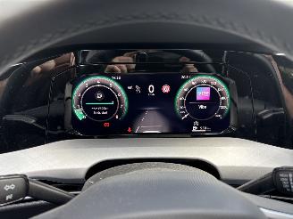 Volkswagen Golf 8,5 FACELIFT 1.5 NAVI CLIMA CAMERA LED VIRT DASH B.J 12-2024 picture 12