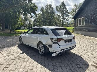 Audi A4 Avant HYBRIDE 2.0 S-LINE AUTOMAAT SPORT NAVI CLIMA LED PDC B.J 06-2019 picture 12