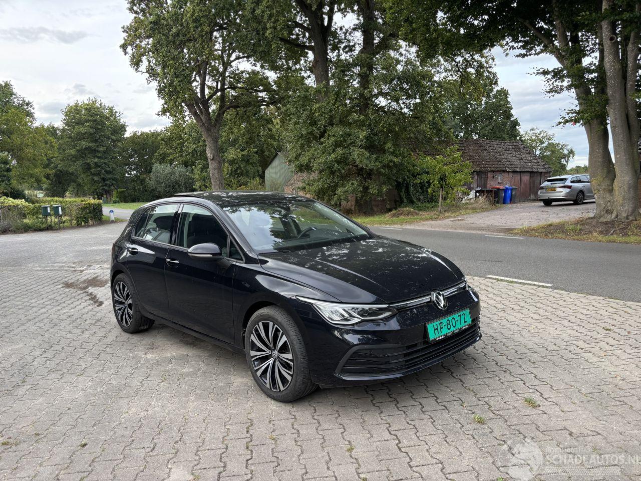 Volkswagen Golf 8 PANORAMADAK 1.5 STYLE 130 PK NAVI CLIMA VIRT DASH 18 INCH B.J 2023