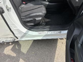 Peugeot 2008 GT LINE AUTOMAAT 130 PK NAVI CLIMA CAMERA LED CRUISE B.J 2022 picture 14