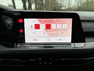 Volkswagen Golf GTI AUTOMAAT 245 PK NAVI CLIMA CAMERA LED B.J 2023 lichte schade picture 13