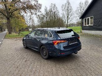 Skoda Octavia ETSI AUTOMAAT VIRTUEEL DASH NAVI CLIMA CAMERA B.J 11-2024 picture 2