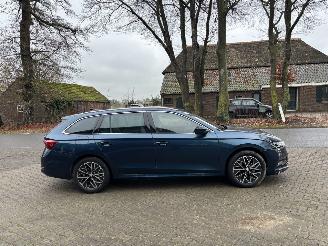 Skoda Octavia AUTOMAAT STYLE NAVi CLIMA CAMERA LED B.J 12-2024 picture 6