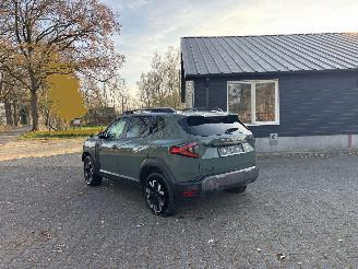Dacia Duster Duster HYBRIDE 1.6 AUTOMAAT NAVI CLIMA CAMERA VIRT DASH B.J 12-2024 picture 2