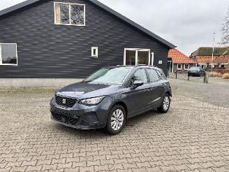 uszkodzony samochody osobowe Seat Arona STYLE 110 PK NAVI CLIMA CAMERA LED VIRT DASH PARK ASS CRUISE B.J 2024 2024/2