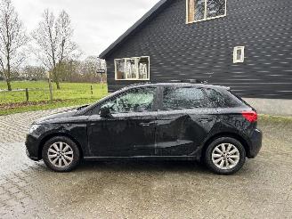 Seat Ibiza STYLE NAVI CLIMA CRUISE B.J 2020 PLAATSCHADE picture 6