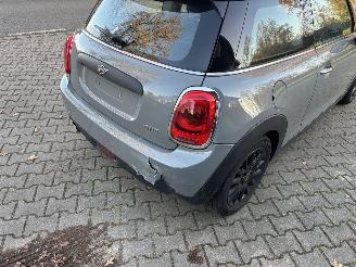 Mini  1.5 EDITION CLIMA ABS PDC B.J 11-2018 SCHROEFSCHADE picture 10