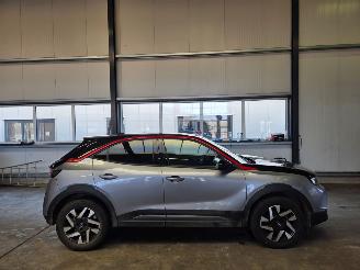 Schadeauto Opel Mokka GS LINE SPORT AUTOMAAT NAVI CLIMA CAMERA LED B.J 2022 2022/4