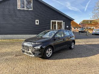 skadebil auto Hyundai Bayon AUTOMAAT NAVI CLIMA CAMERA LED B.J 11/2025 Lichte schade 2025/11