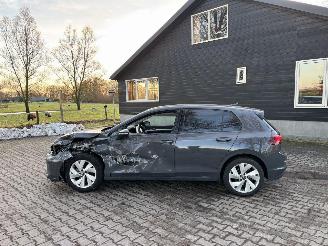 Volkswagen  8.5 ETSI 1.5 HYBRIDE AUTOMAAT NAVI CLIMA CAMERA LED VIRT DASH TREKHAAK B.J 12-2024 picture 12