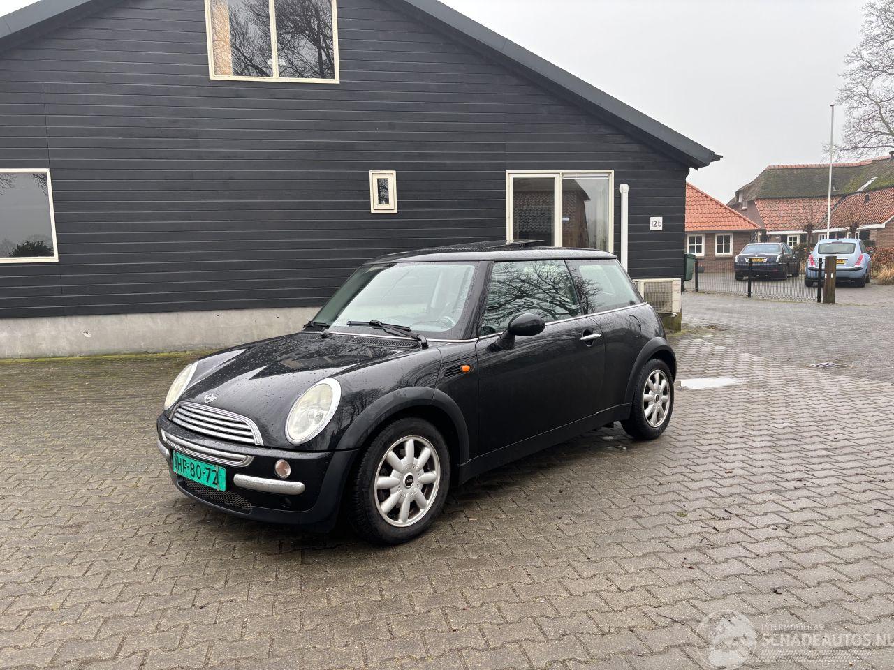 Mini  Pano Airco APK maart 2027 geen schade