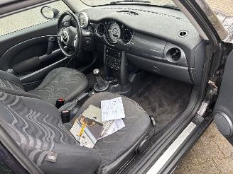 Mini  Pano Airco APK maart 2027 geen schade picture 8