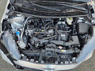 Toyota Yaris AUTOMAAT HYBRIDE CLIMA CAMERA B.J 07/2022 picture 13