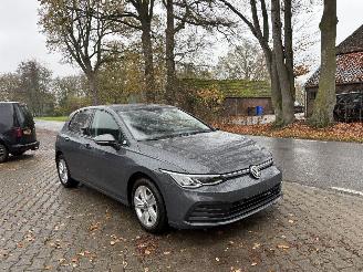 Volkswagen Golf 8 TSI EDITION NAVI CLIMA CAMERA LED PDC B.J 2023 PLAATSCHADE picture 3