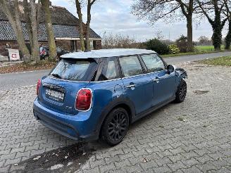 Mini Cooper AUTOMAAT 1.5 SPORT NAVI LEER CLIMA CAMERA B.J 07-2021 FULL OPTIONS picture 2