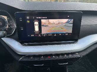 Skoda Octavia AUTOMAAT HYBRIDE NAVI CLIMA VIRT DASH CAMERA TREKHAAK LED B.J 12-2024 picture 16