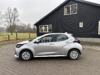 Toyota Yaris AUTOMAAT 1.5 HYBRIDE CLIMA CAMERA B.J 07-2022 picture 5