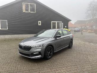 Coche accidentado Skoda Scala AUTOMAAT PANO 150 PK MONTE CARLO NAVI CLIMA LED B.J 12-2022 2022/11
