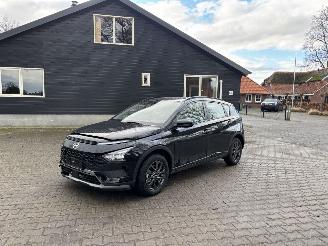 Schadeauto Hyundai Bayon AUTOMAAT 1.0 T-GDI AIRCO CAMERA B.J 2025 schroefschade 2025/11