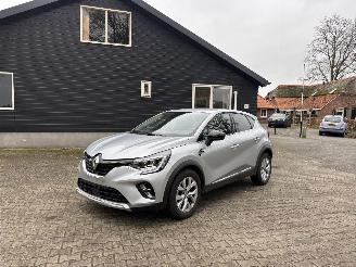 krockskadad bil auto Renault Captur TCE 90 INTENSE NAVI CLIMA CAMERA LED VIRTUEEL DASH B.J 07-2022 2022/7