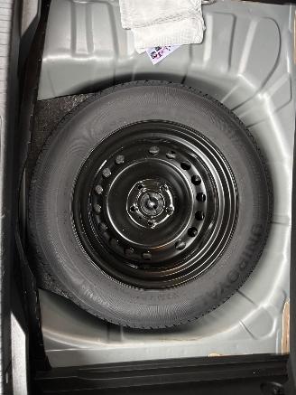 Renault Captur TCE 90 INTENSE NAVI CLIMA CAMERA LED VIRTUEEL DASH B.J 07-2022 picture 16