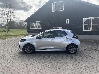 Mazda 2 HYBRIDE AUTOMAAT CLIMA CAMERA CARPLAY PDC STOELVERW B.J 07-2024 picture 5