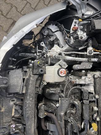 Toyota Yaris MAZDA 2 HYBRIDE AUTOMAAT CLIMA CAMERA  B.J 07-2024 picture 16