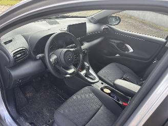 Mazda 2 AUTOMAAT HYBRIDE CLIMA CAMERA B.J 2024. 17 dkm picture 9