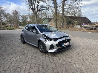 Mazda 2 AUTOMAAT HYBRIDE CLIMA CAMERA B.J 2024. 17 dkm picture 3