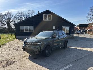 uszkodzony samochody osobowe Dacia Duster AUTOMAAT 1.6 HYBRIDE NAVI CLIMA CAMERA PDC LED B.J 12-2024 2024/12