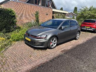 Coche accidentado Volkswagen Golf GTI AUTOMAAT 230 PK Performance Navi Clima (geen schade) 2016/5