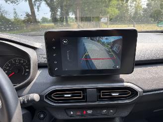Dacia Sandero STEPWAY 110 PK EXTREEM NAVI CLIMA CAMERA LED B.J 2024 picture 11