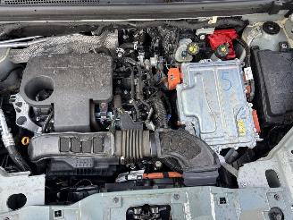 Dacia Duster AUTOMAAT 1.6 HYBRIDE NAVI CLIMA CAMERA PDC LED B.J 12-2024 picture 19