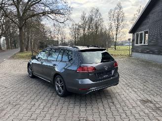 skadebil auto Volkswagen Golf VARIANT UNITED TSI 110 PK NAVI CLIMA CAMERA PDC PARK ASS B.J 2020 2020/1
