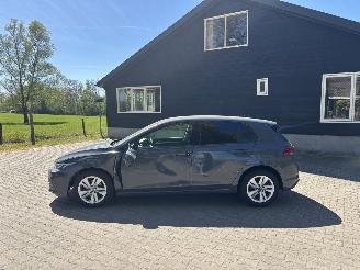 Volkswagen Golf TSI 110 PK NAVI CLIMA CAMERA LED PDC PRIVACY GLASS B.J 04-2023 picture 11
