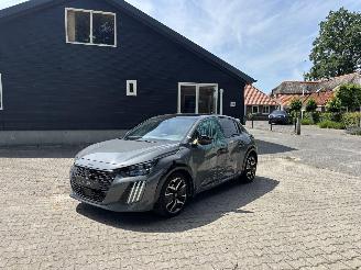 Peugeot 208 GT HYBRIDE 136 PK PANO AUTOMAAT NAVI CLIMA CAMERA LED B.J 2025 2025/7