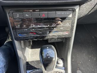 Volkswagen T-Cross 110 PK AUTOMAAT NAVI CLIMA CAMERA VIRT DASH B.J 09-2023 picture 13