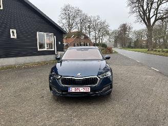 Skoda Octavia TSI AUTOMAAT HYBRIDE NAVI CLIMA VIRT DASH CAMERA TREKHAAK LED B.J 12-2024 picture 5