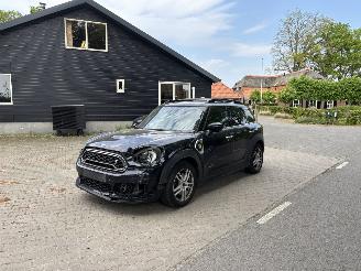 Vaurioauto  passenger cars Mini Countryman COOPER SPORT HYBRIDE PLUG IN SE 4AWD AUTOMAAT NAVI CLIMA LEER LED PDC STOELVERW B.J 12-2019 2019/12