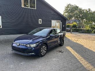 Auto incidentate Volkswagen Golf GTE 204 PK PLUG IN HYBRIDE AUTOMAAT STYLE NAVI CLIMA CAMERA LED B.J 2023 2023/10