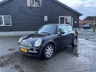 krockskadad bil auto Mini One 1.6 Pano Airco Elec pakket Lmv B.J 2003 2 eigenaar geen schade 2003/4