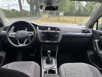 Volkswagen Tiguan 1.5 AUTOMAAT 150 PK NAVI CLIMA CAMERA VIR DASHBOARD LED TREKHAAK B.J 2024 picture 8