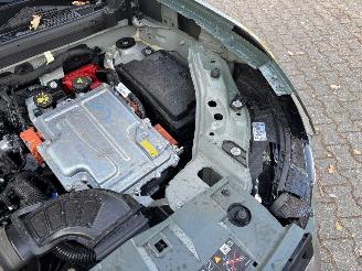 Dacia Duster AUTOMAAT 1.6 HYBRIDE NAVI CLIMA CAMERA PDC LED B.J 12-2024 picture 20