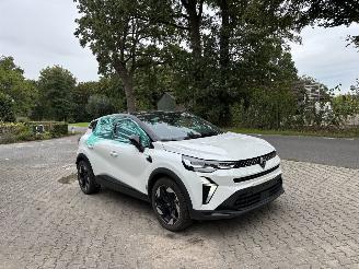 Renault Captur E TECH HYBRIDE AUTOMAAT NAVI CLIMA CAMERA B.J 10-2025 NEW MODEL picture 2