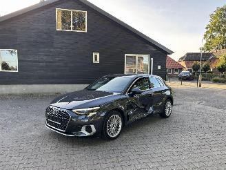 Schadeauto Audi A3 30 TFSI  AUTOMAAT SPORT CLIMA LED B.J 03-2023 2023/3
