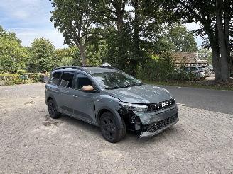 Dacia Jogger HYBRIDE AUTOMAAT 7 PERS EXTREEM NAVI CLIMA CAMERA CRUISE LED B.J 04-2026 picture 3