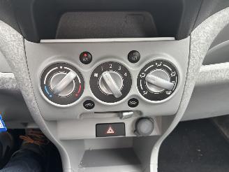 Suzuki Alto 1.0 COMFORT PLUS AIRCO 5-DRS B.J 2010 PARKEERSCHADE picture 13